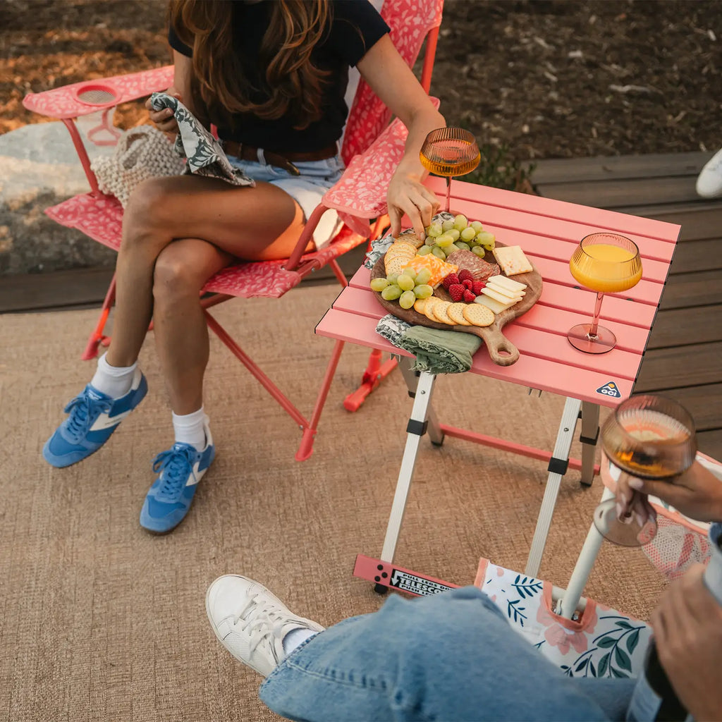 Compact Camp Table 20 | Featured Outdoor Choice | Outlandridge 81FC tY