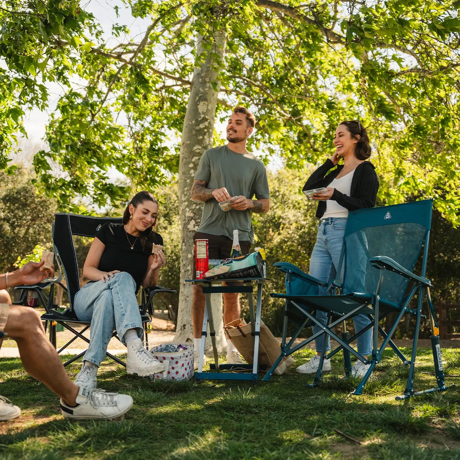 Compact Camp Table 20 | Featured Outdoor Choice | Outlandridge 81FC tY