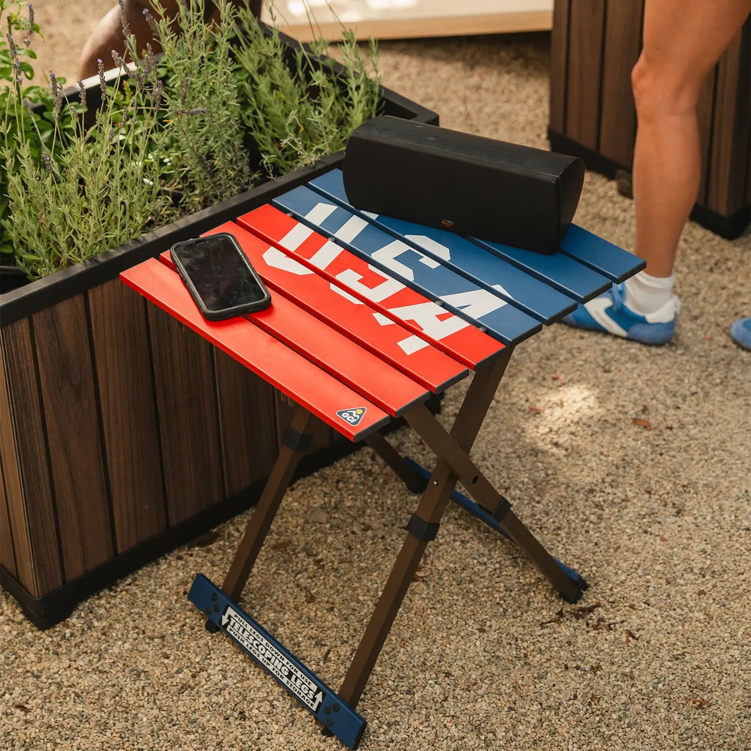 Compact Camp Table 20 | Featured Outdoor Choice | Outlandridge 81FC tY