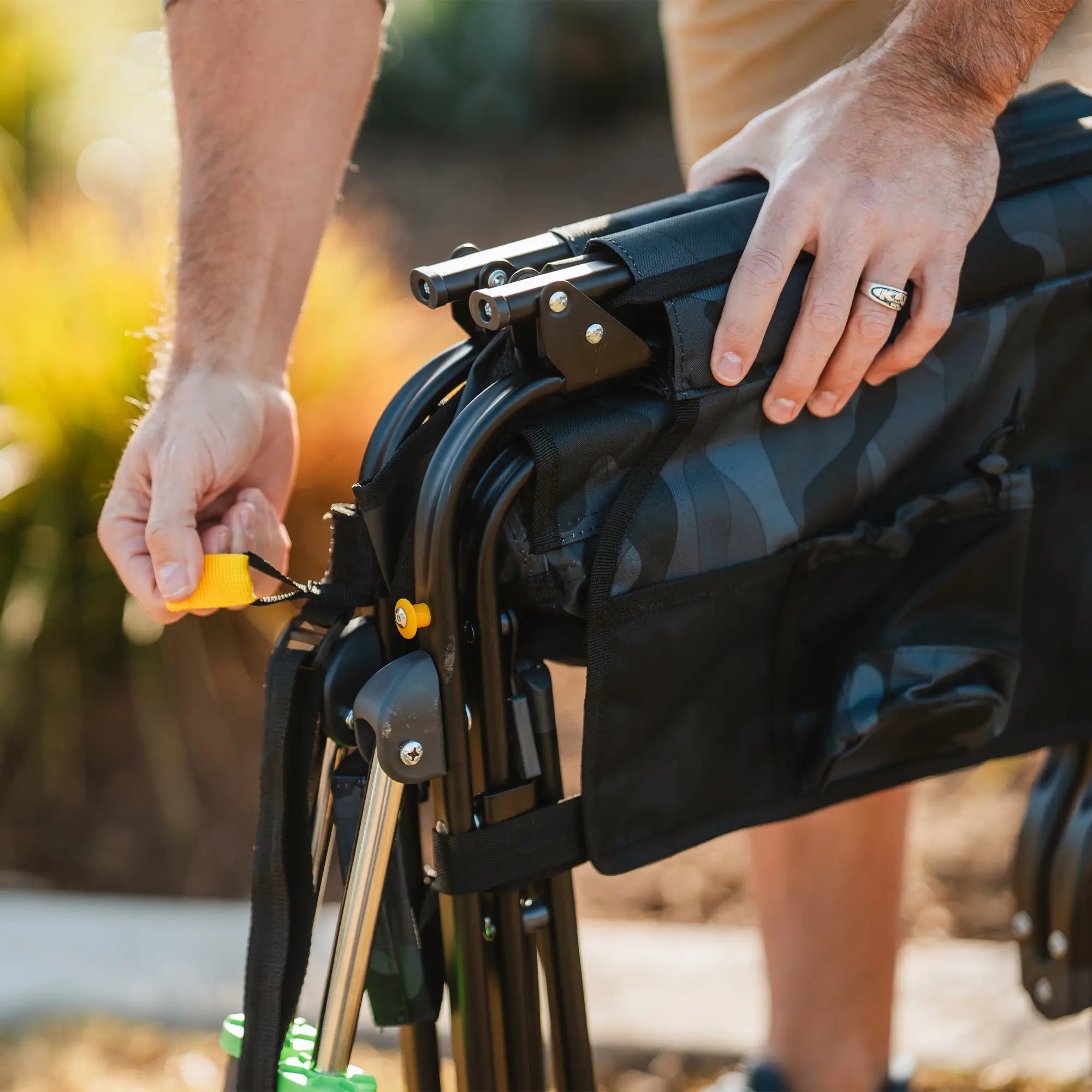Stowaway Rocker | Featured Outdoor Choice | Outlandridge A0B1 LR