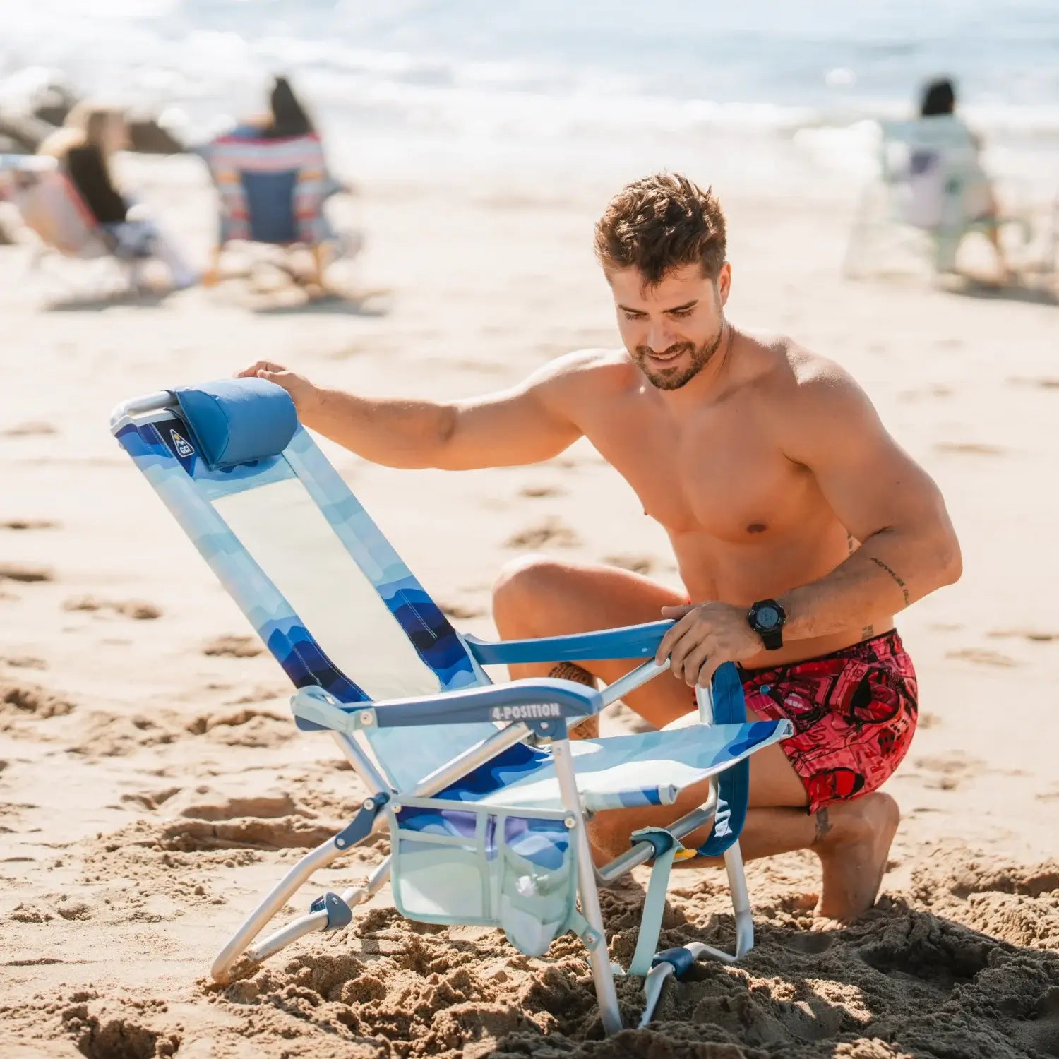 Bi-Fold Beach Chair | Featured Outdoor Choice | Outlandridge 6D3C 6R